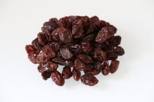 can cockatiels eat raisins